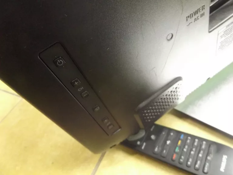 TV PHILIPS 32PFL5507K ZE SMAR+PILOT DEKODER DVBT2