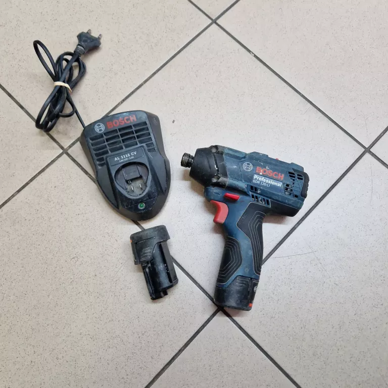 ZAKRĘTARKA UDAROWA BOSCH PROFESSIONAL GDR 120-LI 2 AKU + ŁADOWARKA