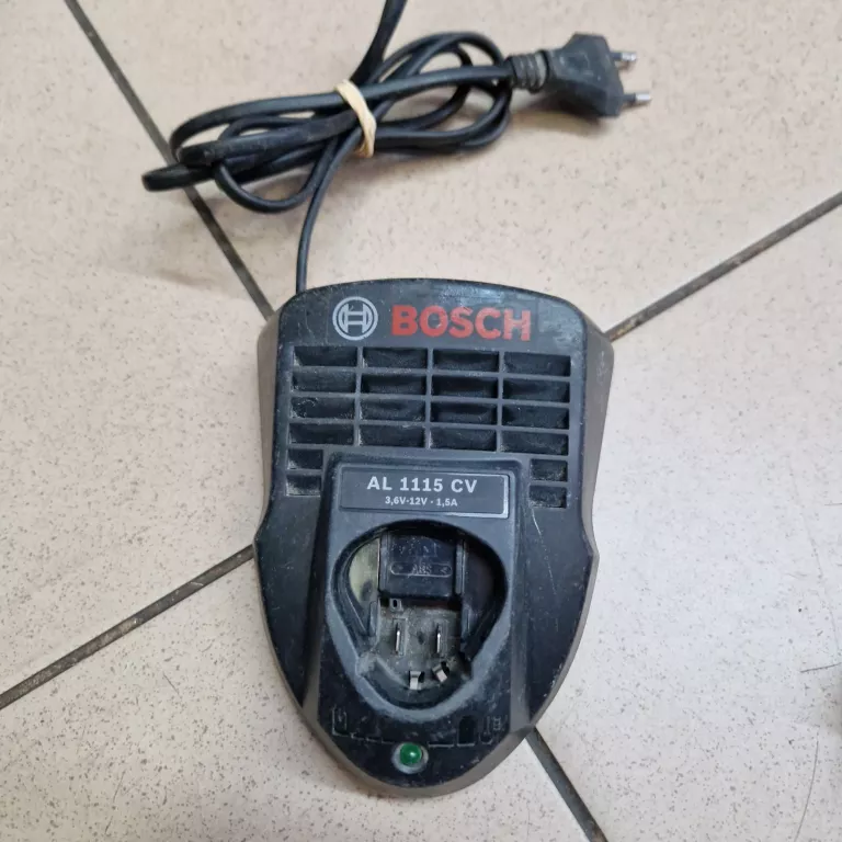 ZAKRĘTARKA UDAROWA BOSCH PROFESSIONAL GDR 120-LI 2 AKU + ŁADOWARKA