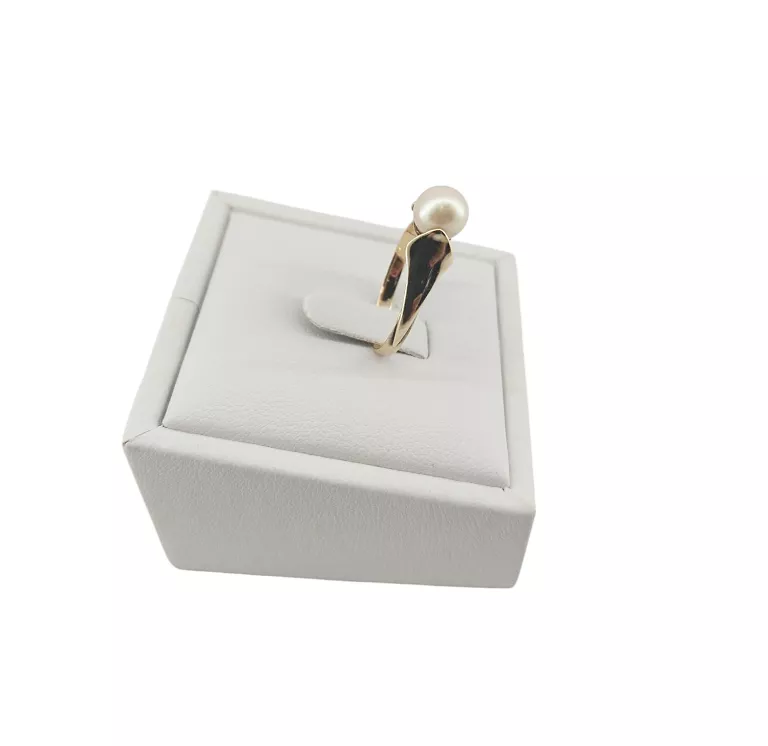 piekny-zloty-pierscionek-p-333-w-214g-r-18-material-15835-2