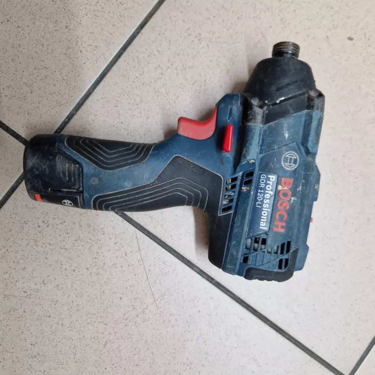 ZAKRĘTARKA UDAROWA BOSCH PROFESSIONAL GDR 120-LI 2 AKU + ŁADOWARKA