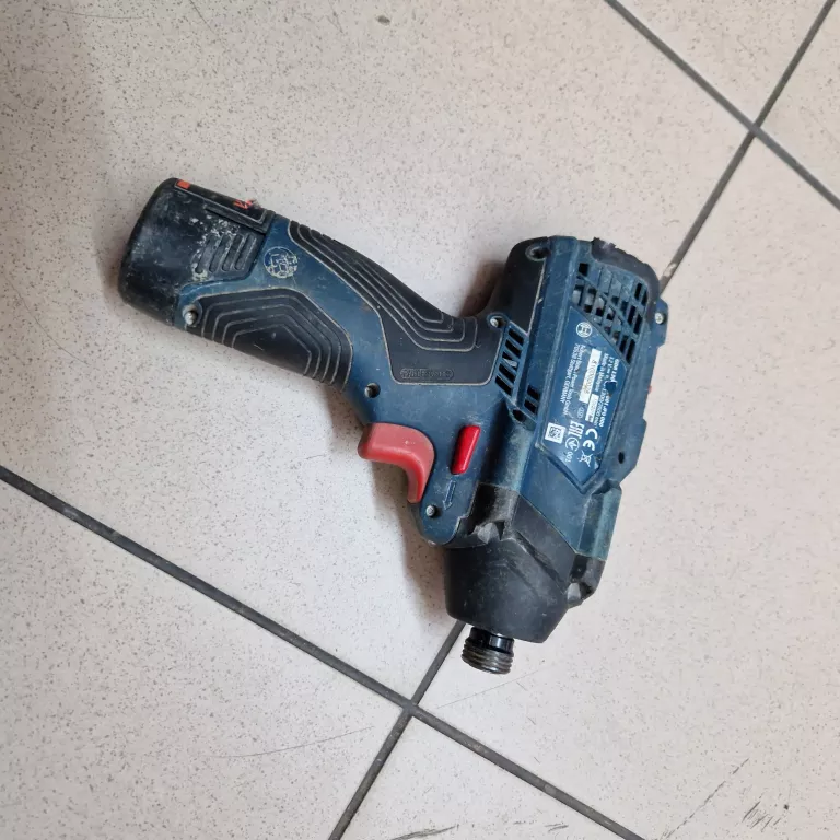 ZAKRĘTARKA UDAROWA BOSCH PROFESSIONAL GDR 120-LI 2 AKU + ŁADOWARKA