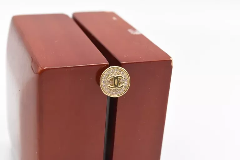 ZŁOTE KOLCZYKI (PR. 585, 2,01G)