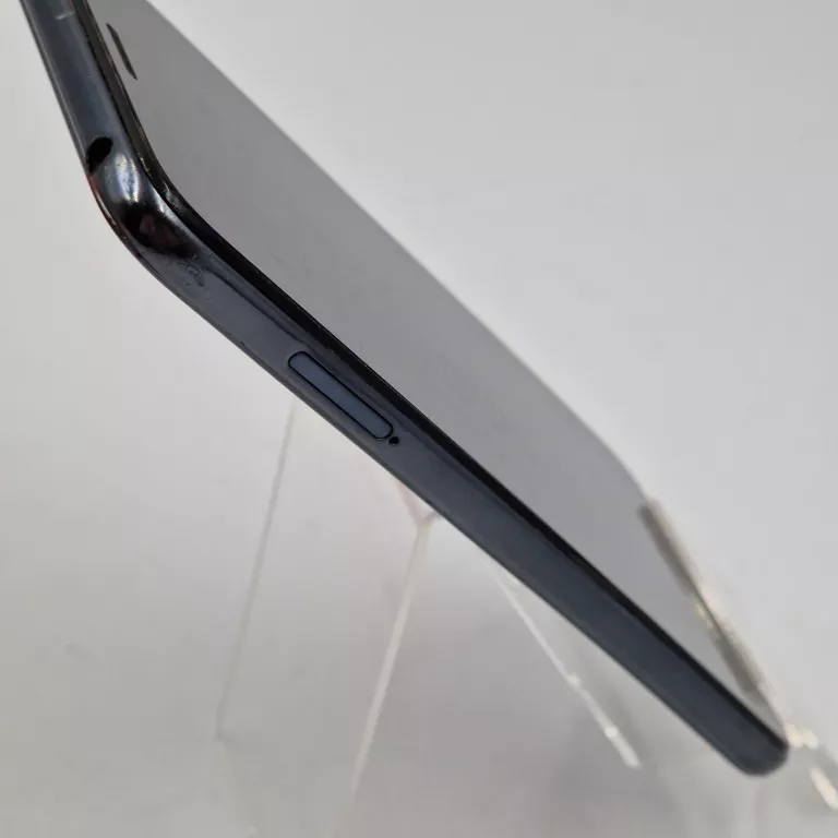 telefon-motorola-e6-play-2gb32gb-kod-producenta-pahb0003pl-xt2029-2