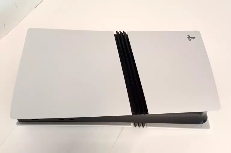 KONSOLA SONY PS5 PRO (2TB) KOMPLET