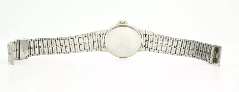 ZEGAREK Q&Q QUARTZ