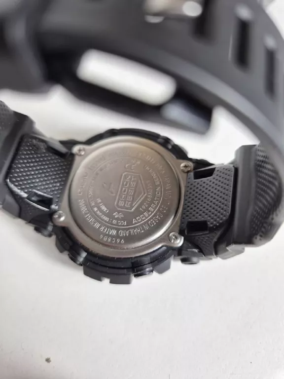CASIO G-SHOCK GBA-800-1AER G-SQUAD