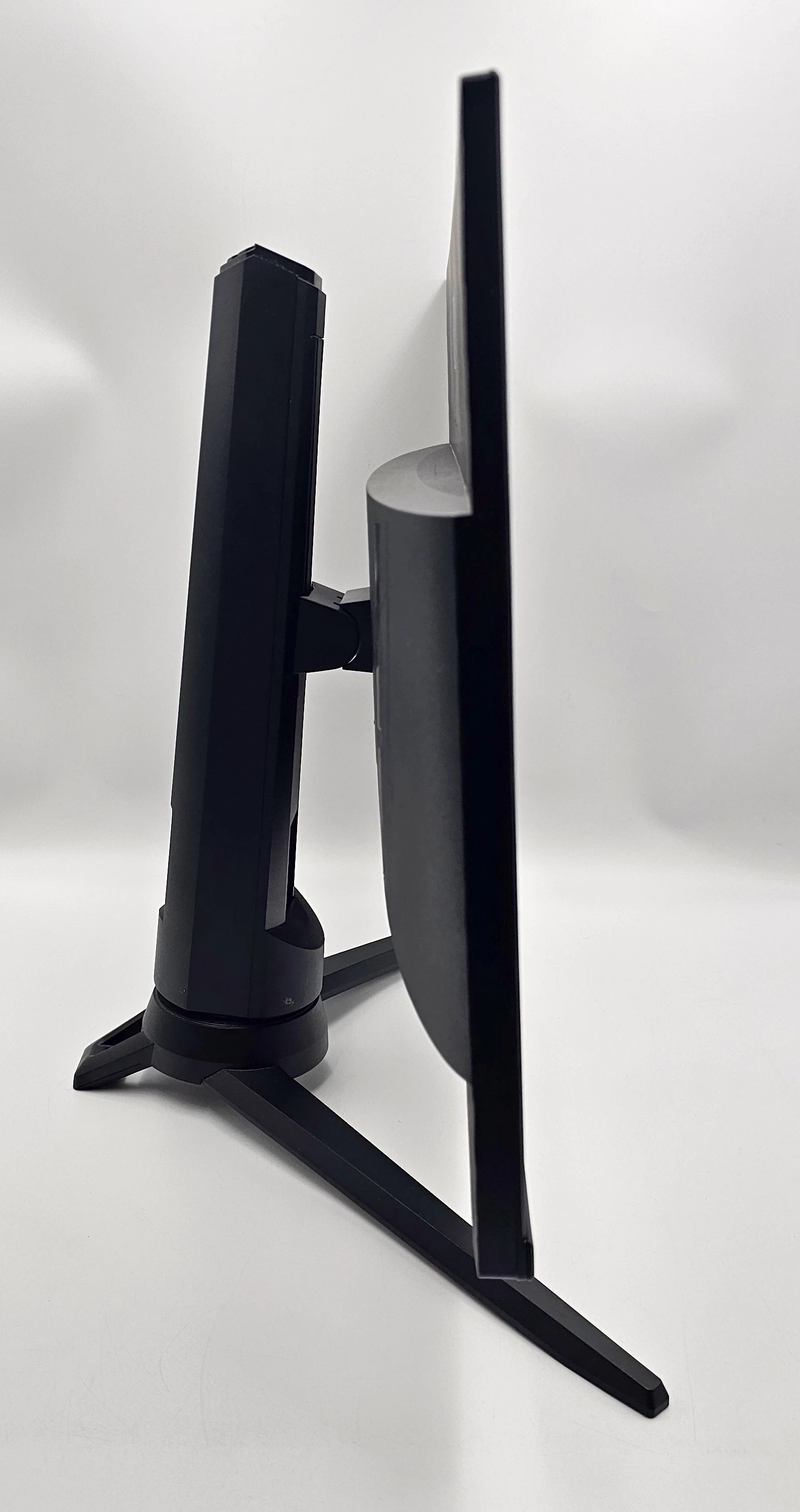 monitor-samsung-odyssey-f27g35tfwu-27-1920x1080px-144hz-1-ms-typ-matrycy-206590-228094