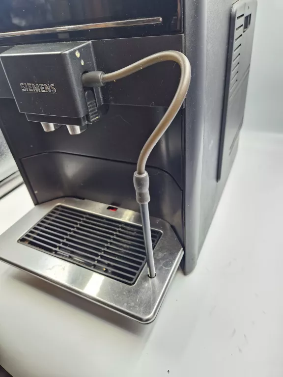 EKSPRES SIEMENS EQ6 PLUS S.100