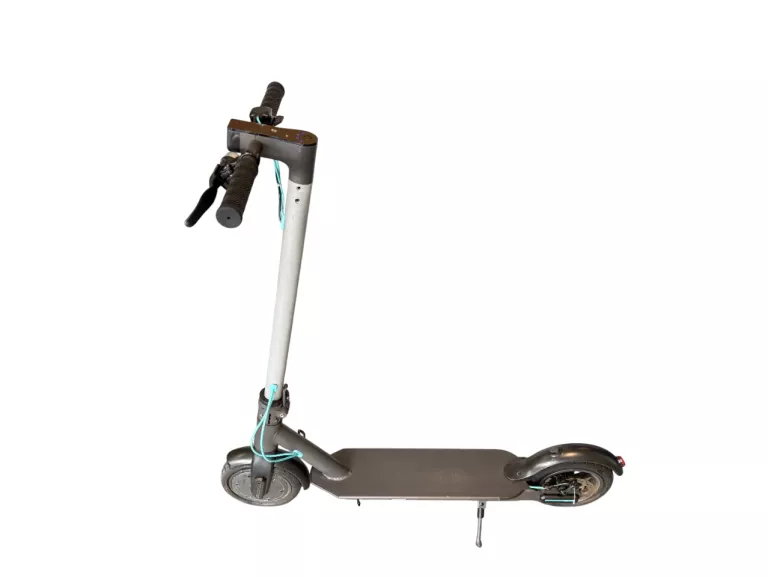 HULAJNOGA ELEKTRYCZNA MOTUS SCOOTY 8.5 350W 25KM/H