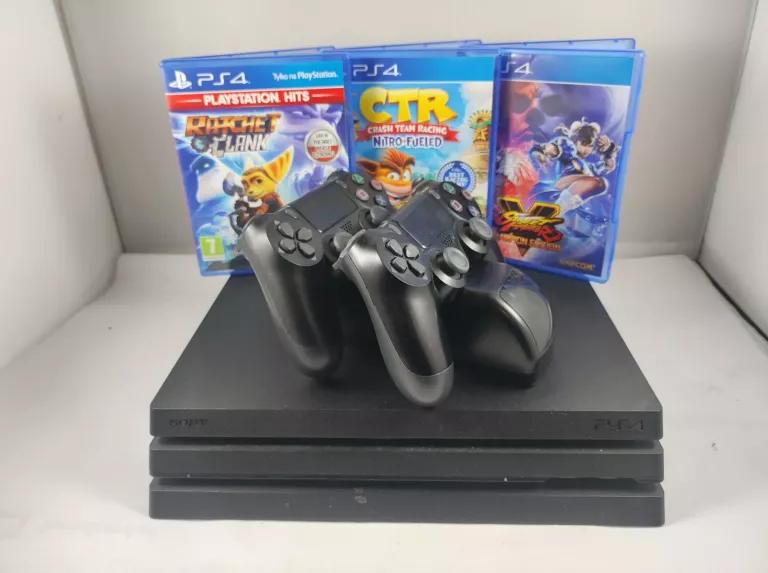 KONSOLA PS4 PRO 1TB 2 PADY 3GRY ŁADOWARKA