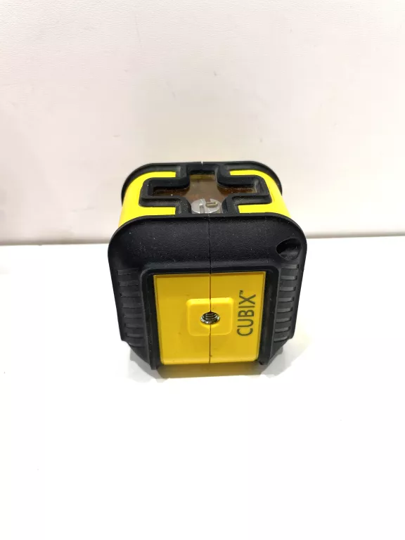LASER STANLEY CUBIX STHT77498-1