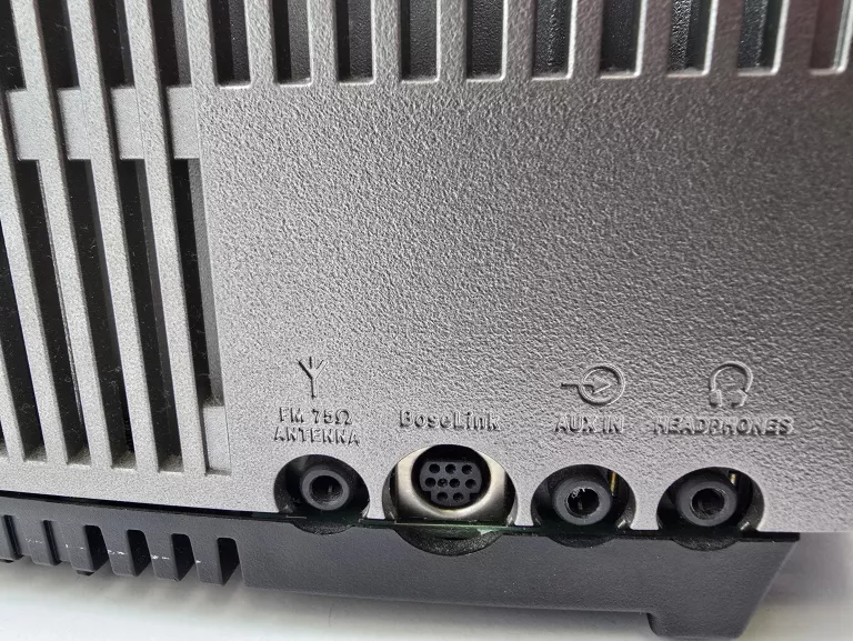 MINIWIEŻA BOSE WAVE MUSIC SYSTEM Z PILOTEM