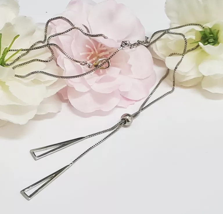 PIĘKNY SREBRNY ŁAŃCUSZEK Z ZAWIESZKAMI 3.43 G P925 DŁ60CM