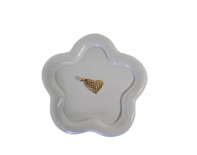 ŚLICZNA ZŁOTA ZAWIESZKA SERCE 1,16 G P.585 R:1CM