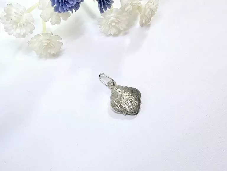 SREBRNY MEDALIK 1,20 G 925