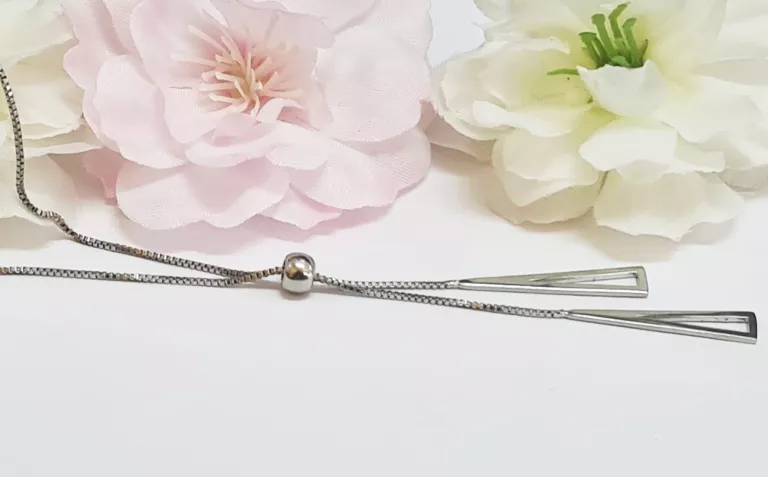 WYJĄTKOWY SREBRNY ŁAŃCUSZEK Z ZAWIESZKAMI 3,49G P925 DŁ60CM