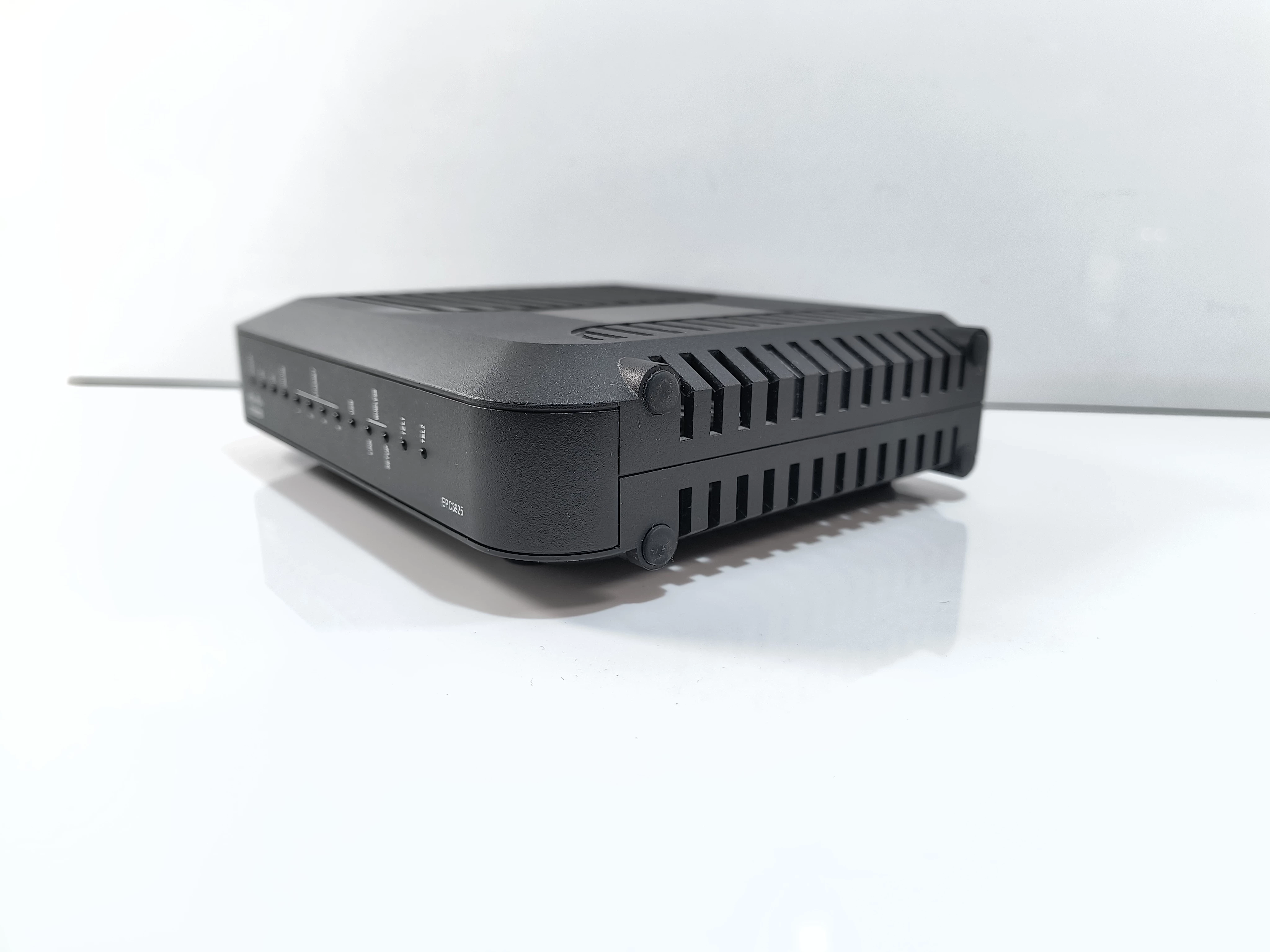 router-modem-cisco-epc3925-stan-11323-2