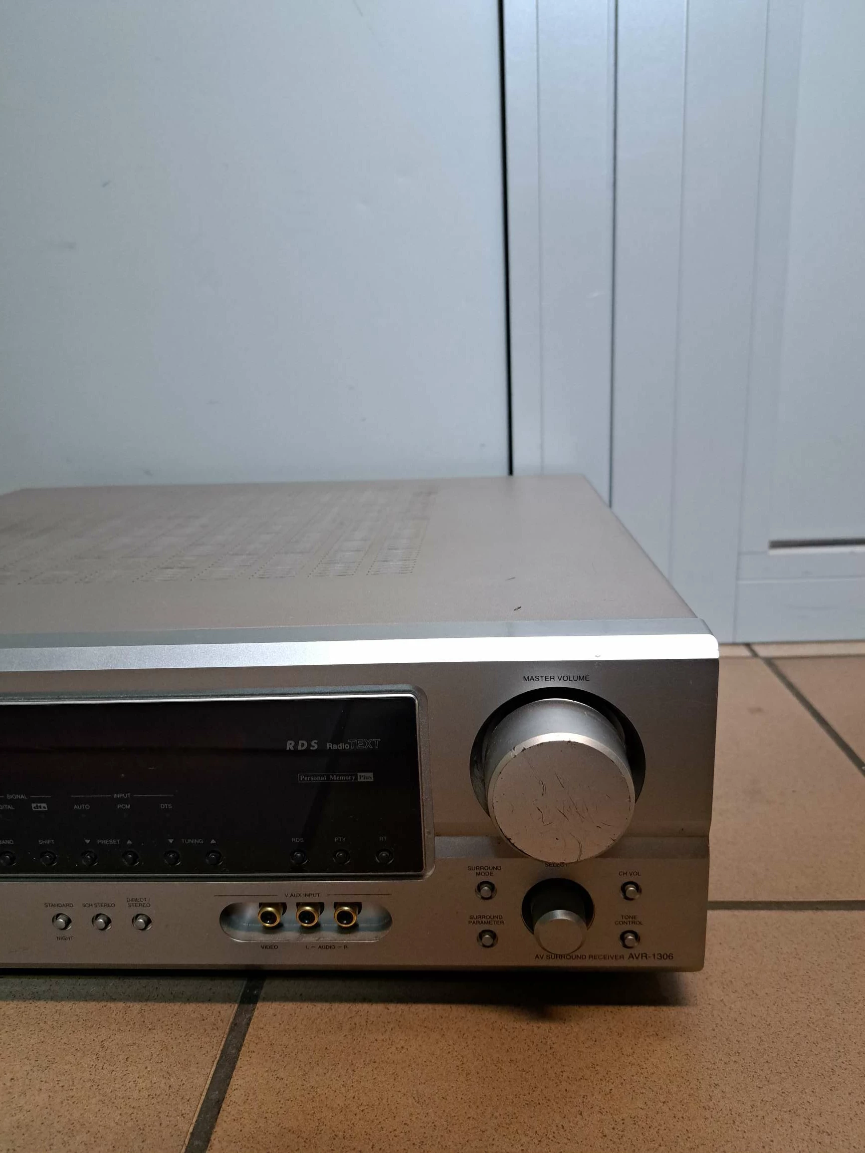 amplituner-denon-avr-1306-model-avr-1306