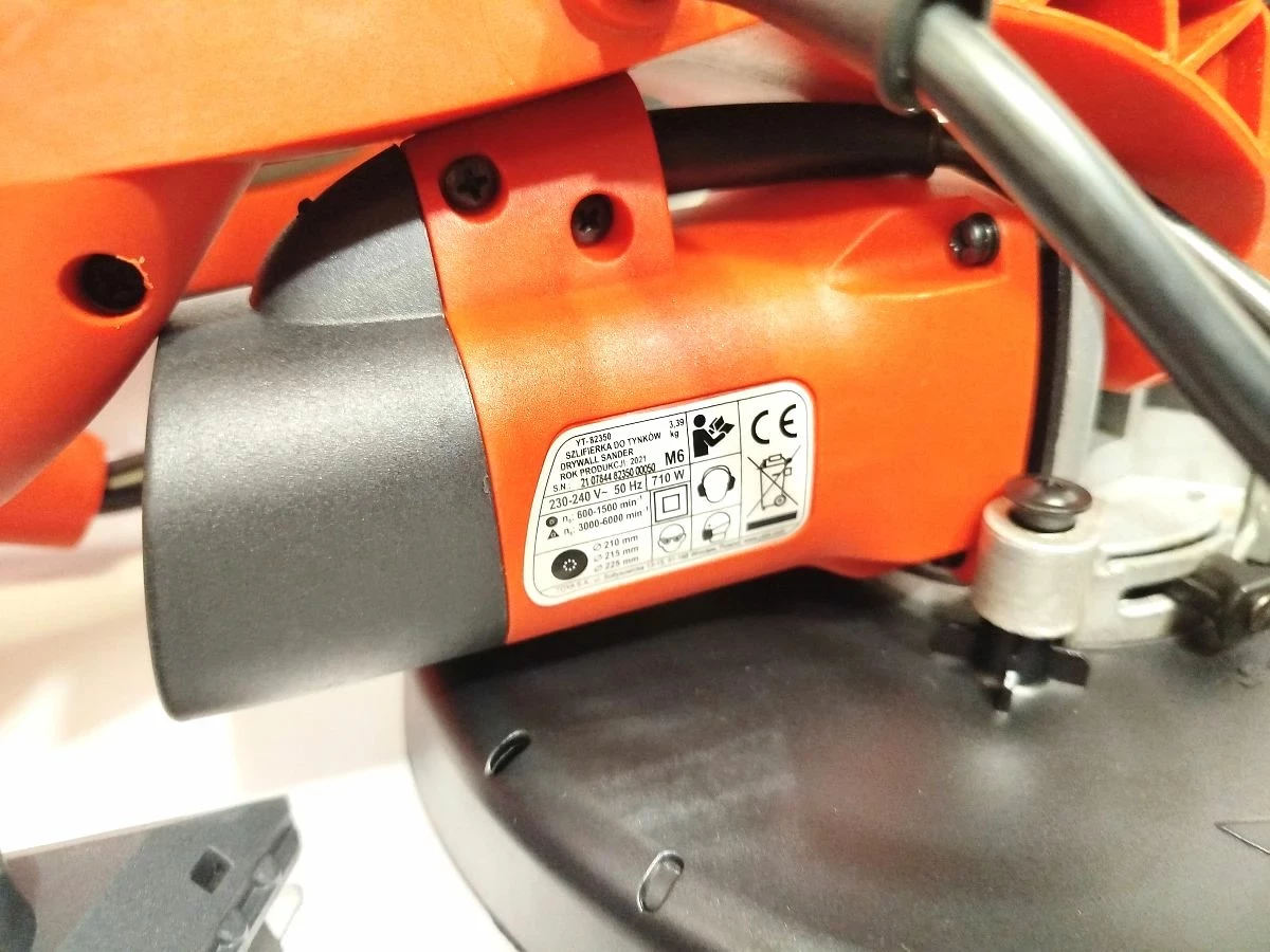 szlifierka-do-gipsu-yato-yt-82350-z-walizka-stan-11323-2