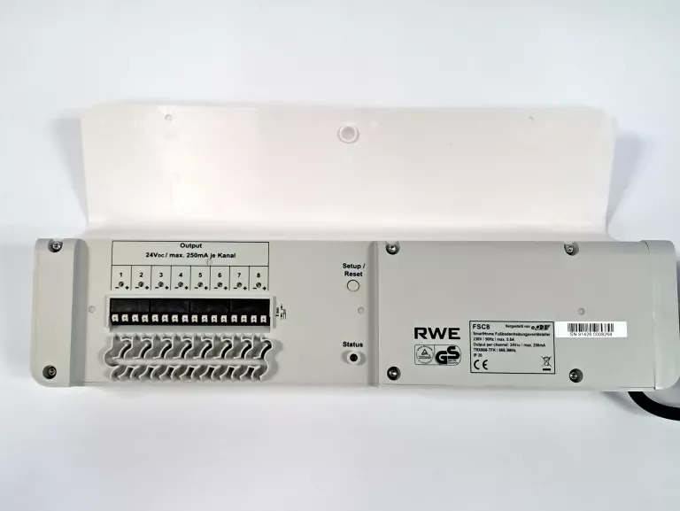 BEZPRZEWODOWY STEROWNIK OGRZEWANIA PODŁOGOWEGO RWE SMARTHOME