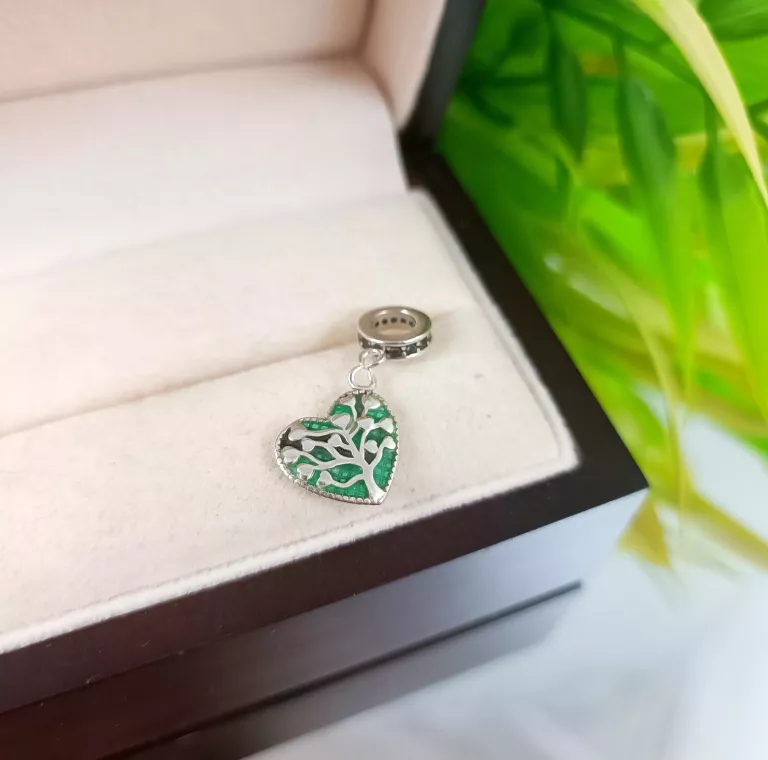 SREBRNY CHARMS ZAWIESZKA SERCE 1,78 G 925