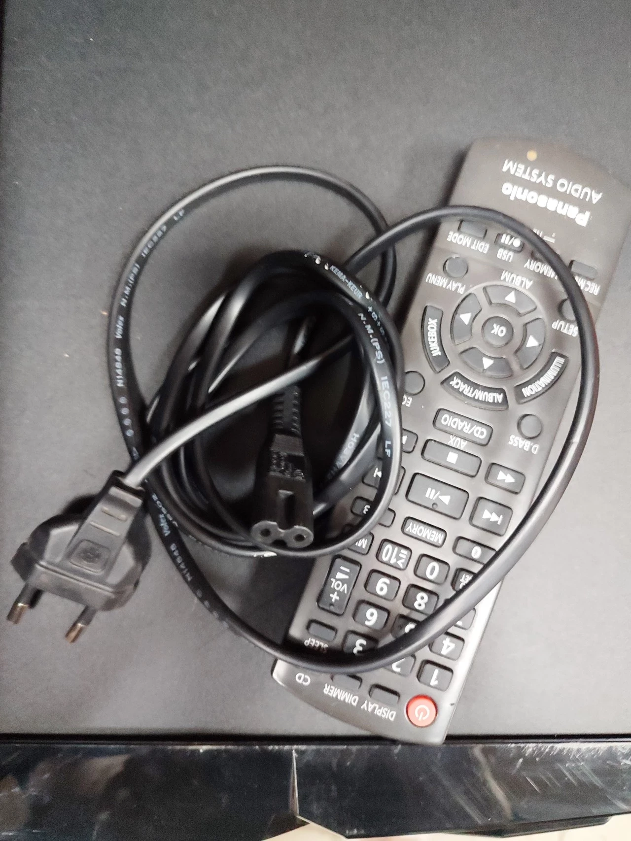 wieza-panasonic-sc-max-4000-2-kolumny-pilot-konstrukcja-208086-2