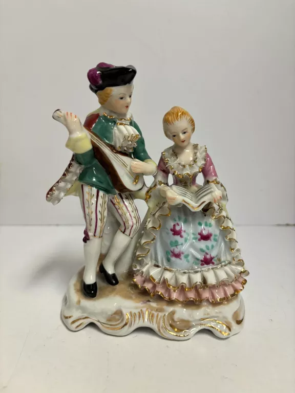 PIĘKNA FIGURKA PARA PORCELANA MADE IN JAPAN