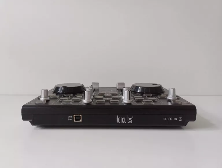 HERCULES DJ CONTROL MP3 E2