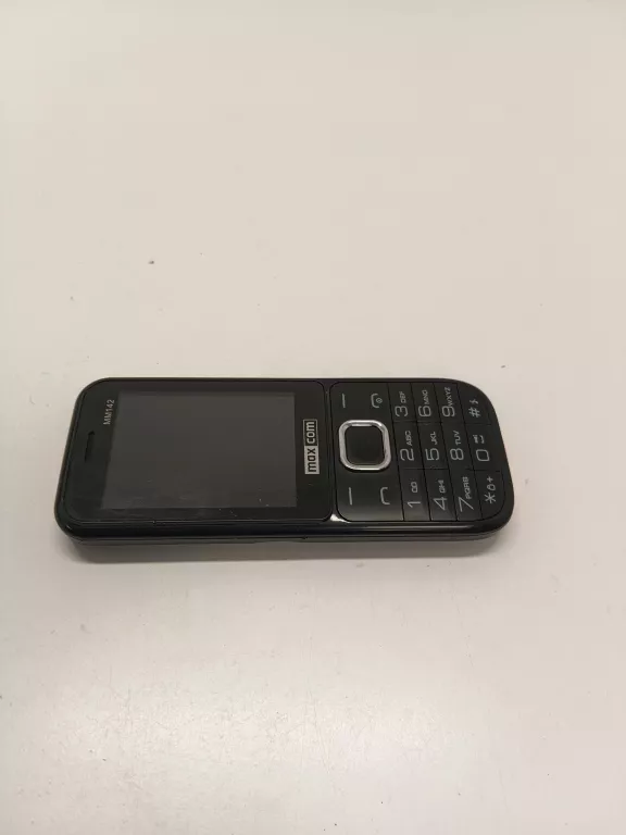 TELEFON MAXCOM MM142