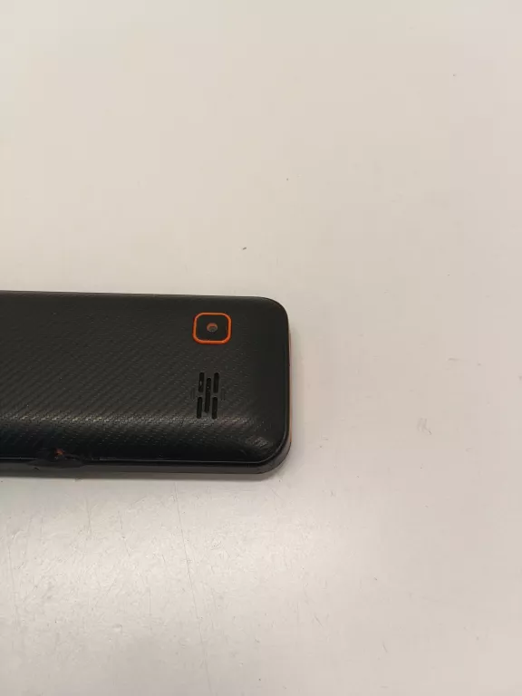 TELEFON MAXCOM MM142