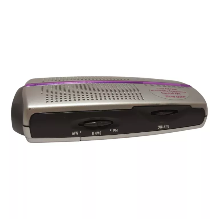 MAŁE RADIO KIESZONKOWE GRUNDIG CITY 31 ZASILANIE 2XAA