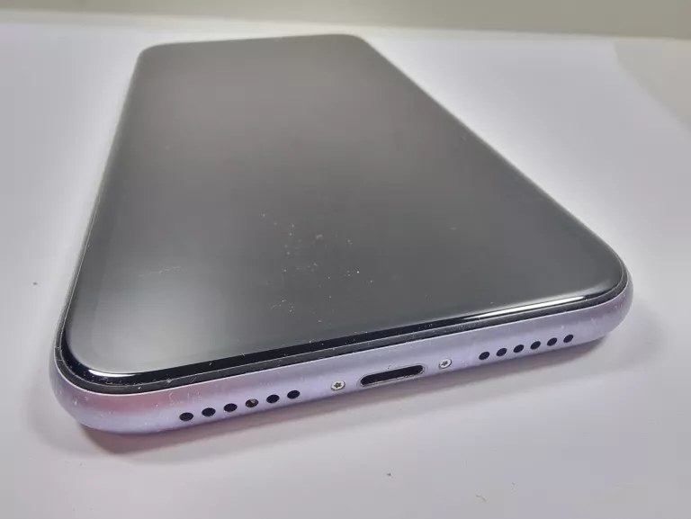 APPLE IPHONE 11 128GB BAT.81%