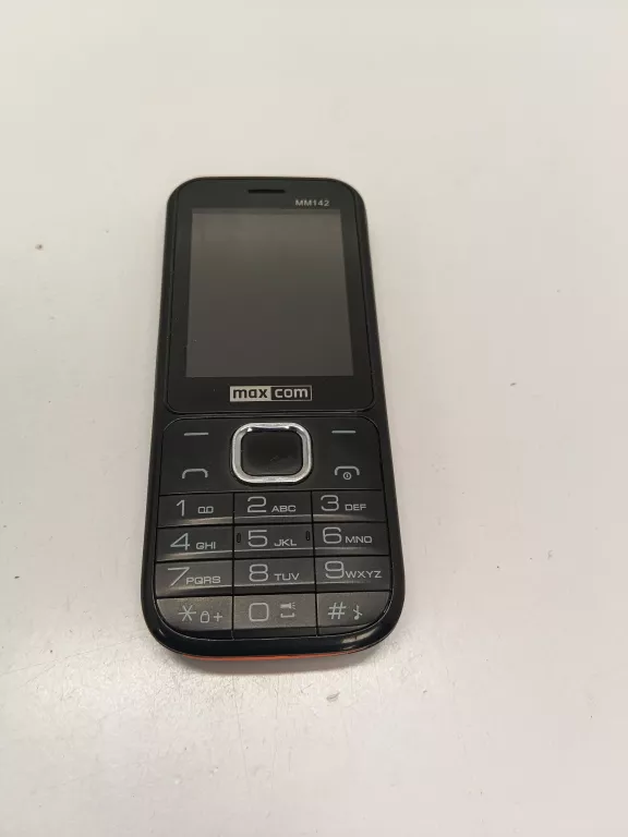 TELEFON MAXCOM MM142
