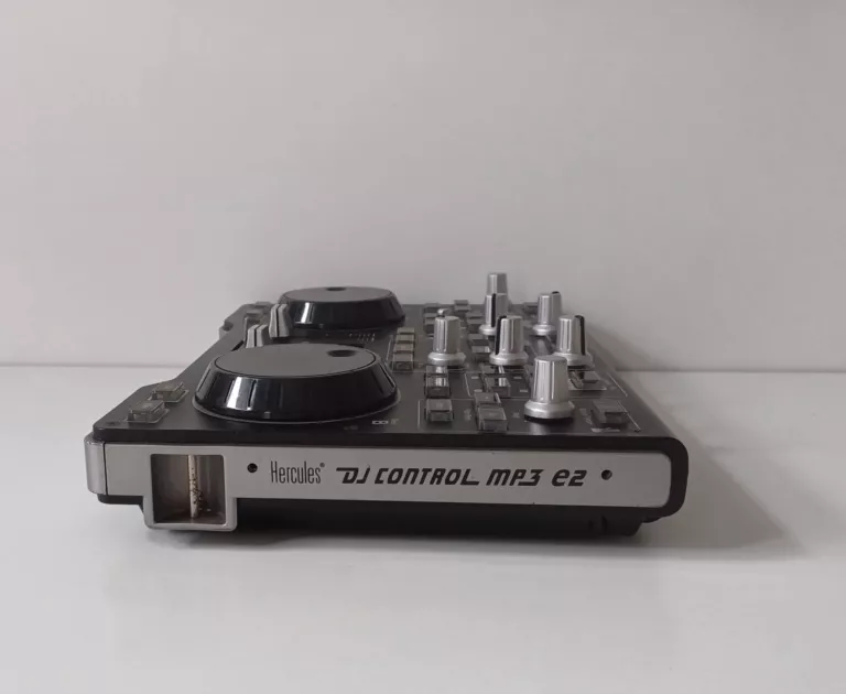 HERCULES DJ CONTROL MP3 E2