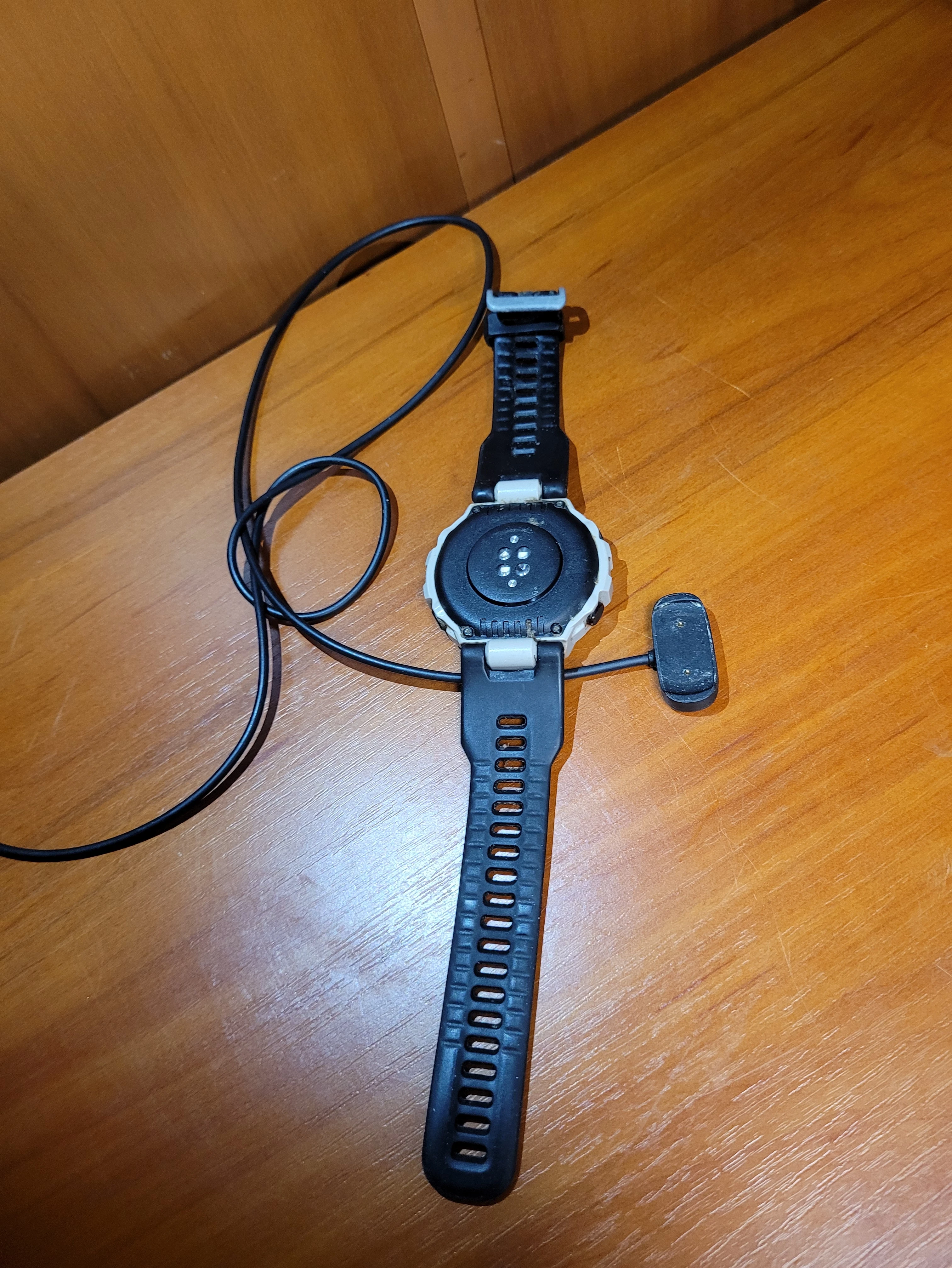 smartwatch-amazfit-t-rex-pro-ean-gtin-5410459598570