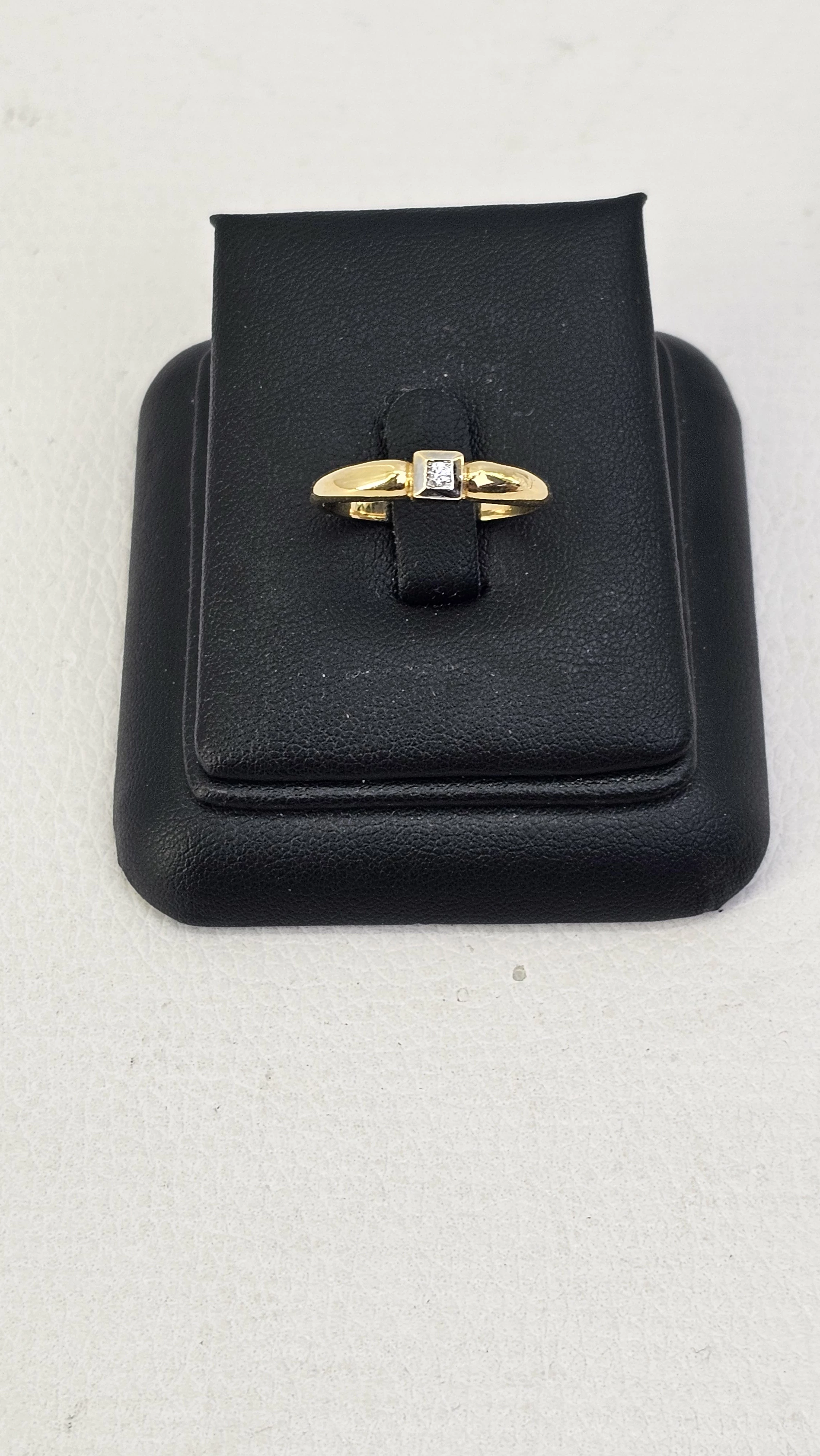 zloty-pierscionek-z-cyrkonia-585-290-g-chojnowska-251c-legnica