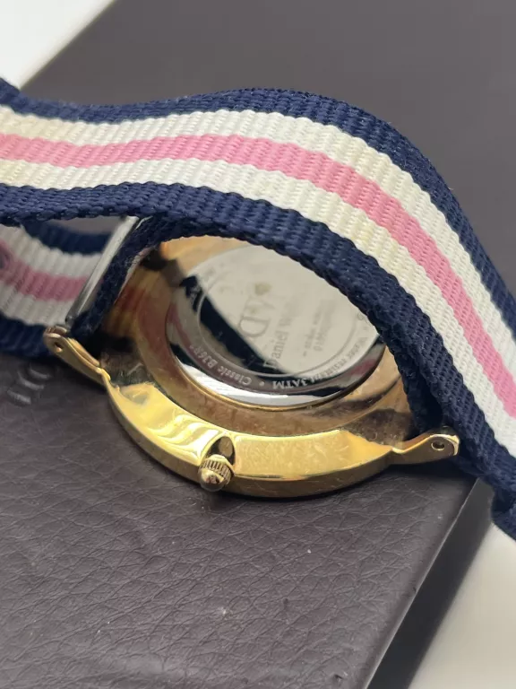 ZEGAREK DANIEL WELLINGTON 0605DW/ PUD