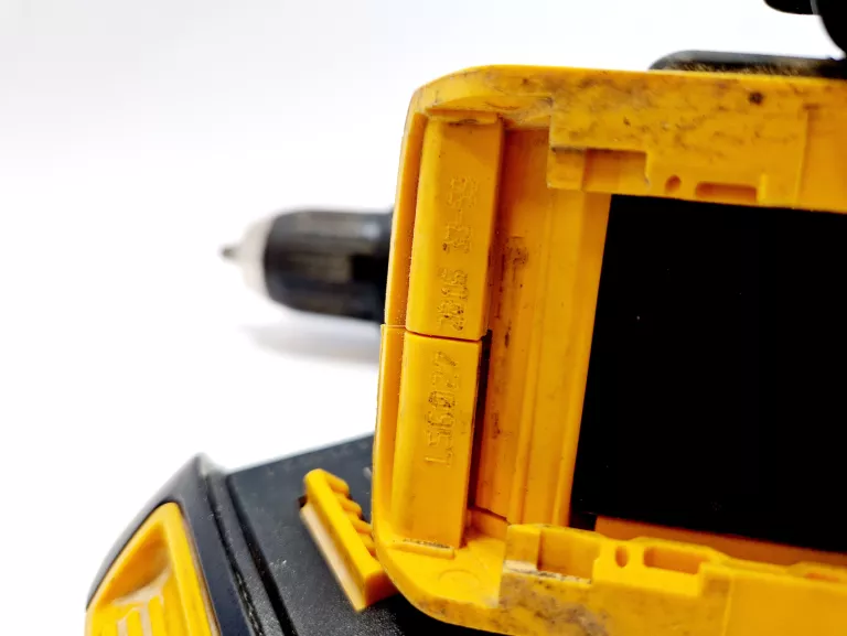 WKRĘTARKA DEWALT DCD776 18V TYPE 10 + AKUMULATOR 1,5AH+ŁADOWARKA | WALIZKA
