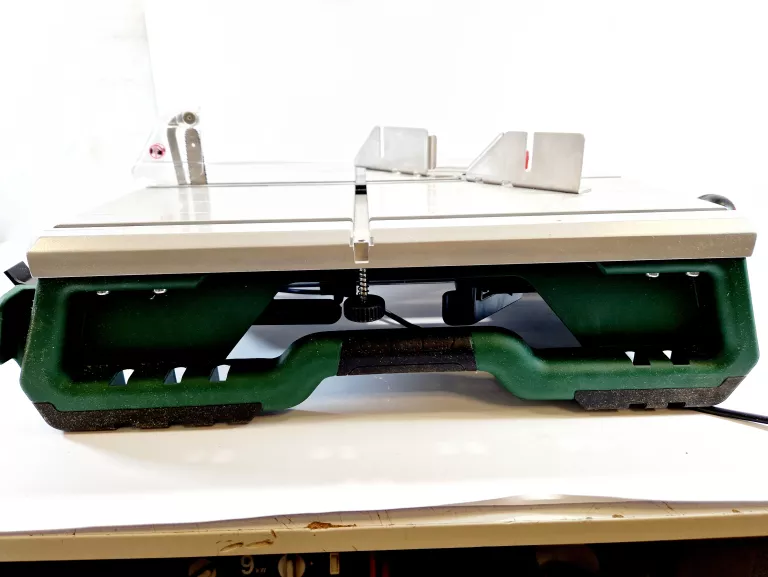 PIŁA STOŁOWA BOSCH ADVANCEDTABLECUT ADVANCED TABLE CUT 52 | 550W | 01/2021