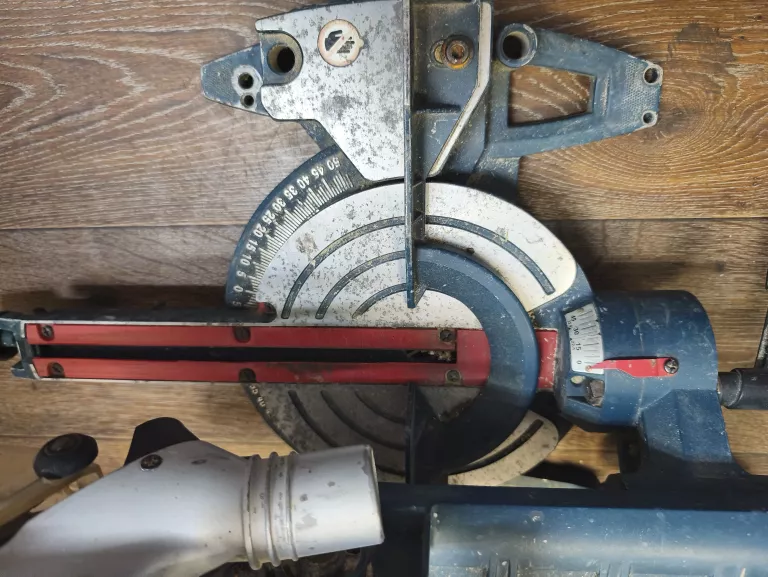 pila-ukosna-bosch-gcm-8-s-uszkodzona-ean-gtin-3165140654364