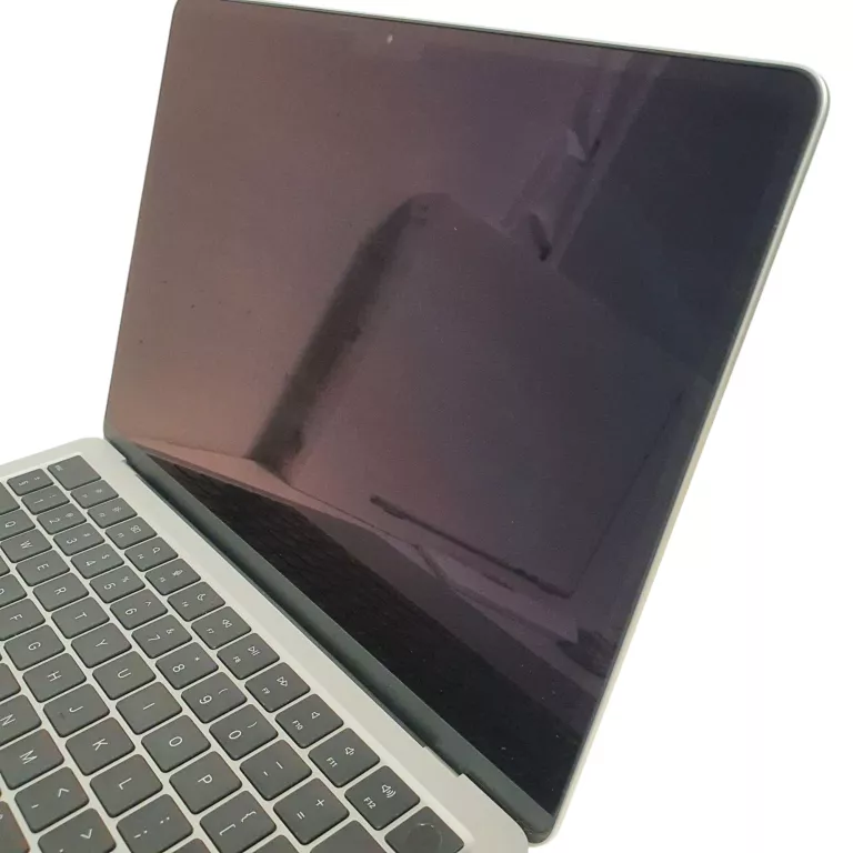 laptop-apple-macbook-air-m3-a3113-2024-136-retina-m3-16gb-ram-256gb-ssd-typ-dysku-twardego-128550-2