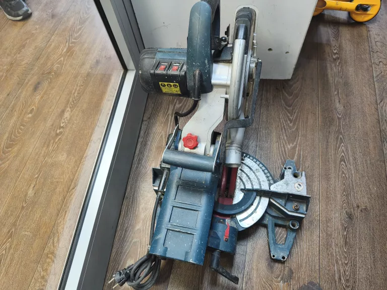 pila-ukosna-bosch-gcm-8-s-uszkodzona-marka-248811-950093