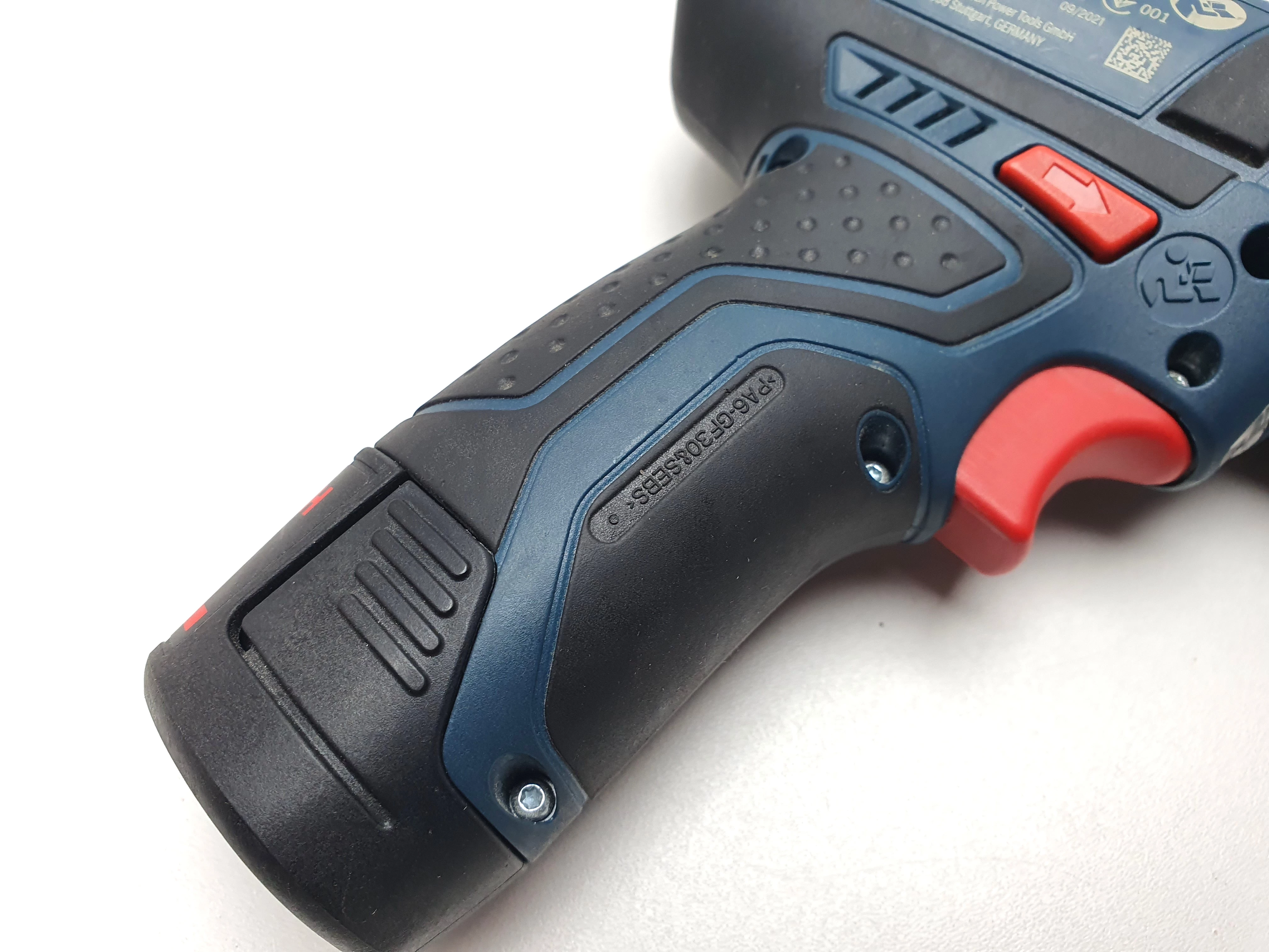 wkretarka-bosch-gsb-12v-15-z-bateria-pojemnosc-akumulatora-200