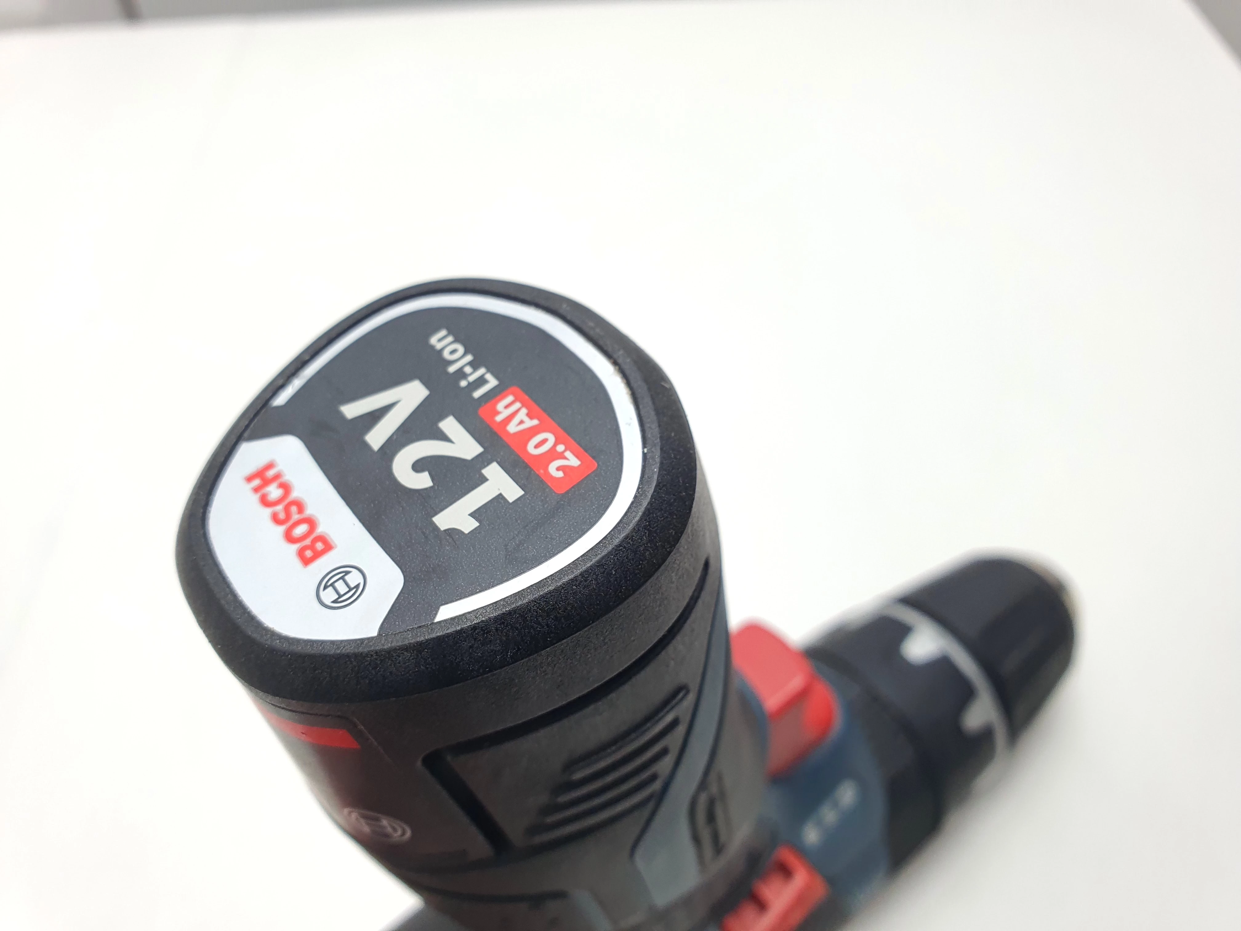 wkretarka-bosch-gsb-12v-15-z-bateria-twardy-moment-obrotowy-3000