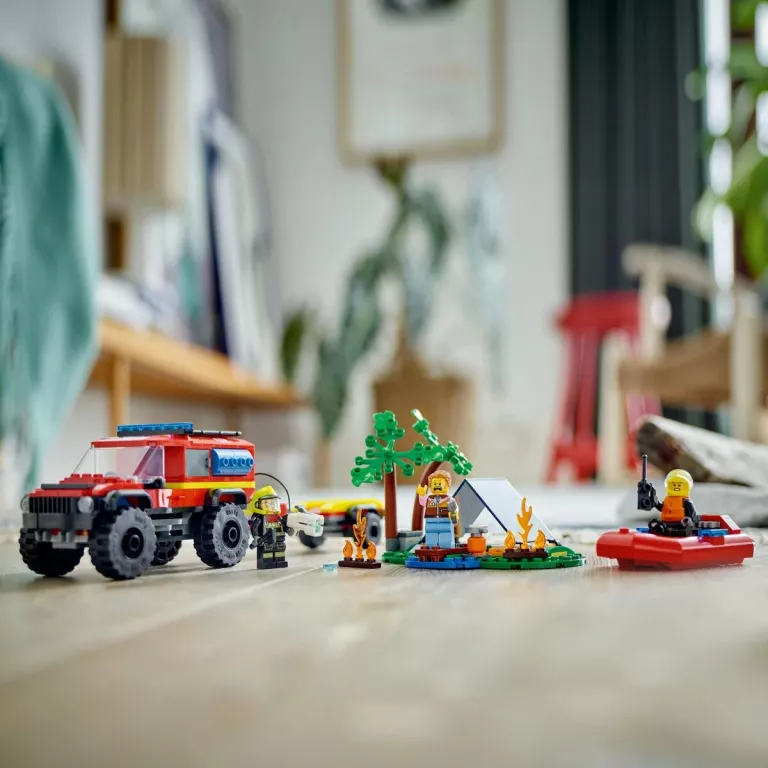 KLOCKI LEGO 60412 | TERENOWY WÓZ STRAŻACKI Z ŁODZIĄ RATUNKOWĄ