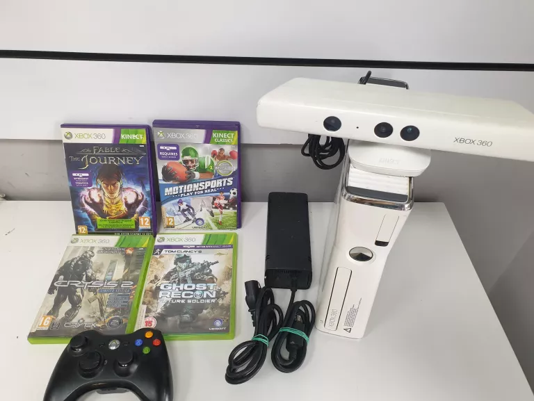 KONSOLA XBOX 360 120GB - PAD, 3 GRY, KAMERA, OKABLOWANIE