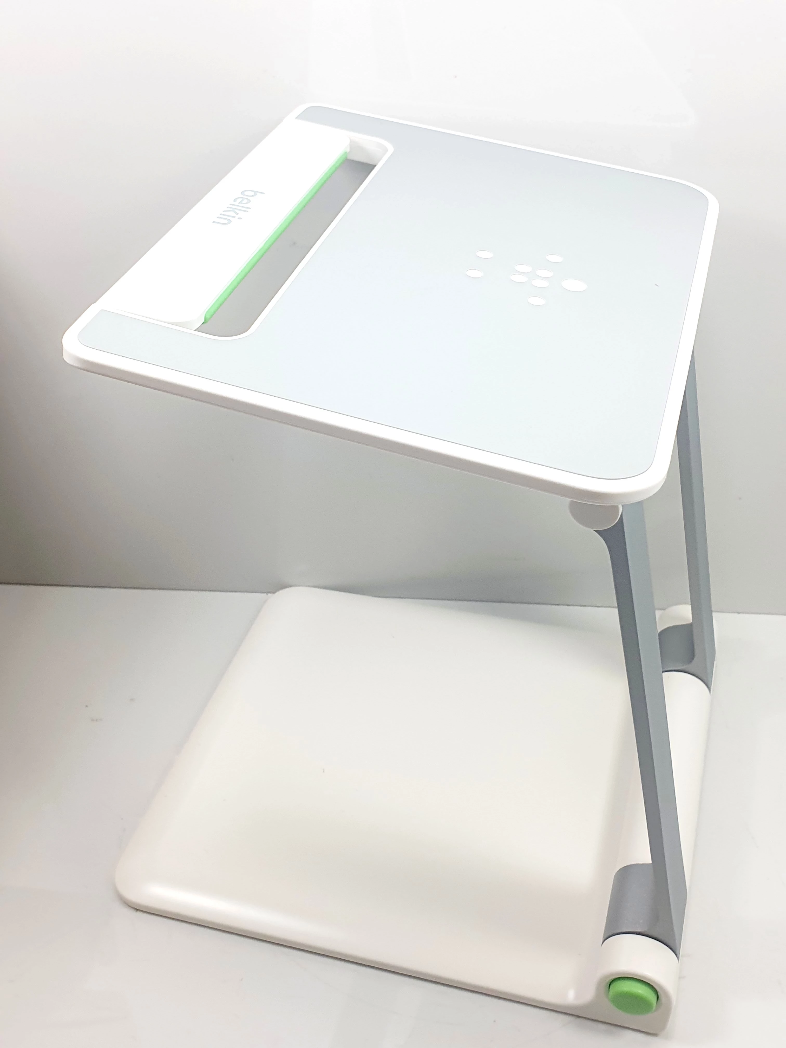 belkin-przenosny-stojak-na-ipada-typ-16328-128