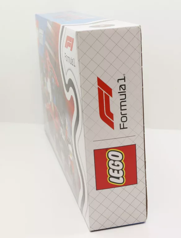 LEGO CITY 60443 PIT STOP CITY 60443 F1 I PERSONEL FERRARI