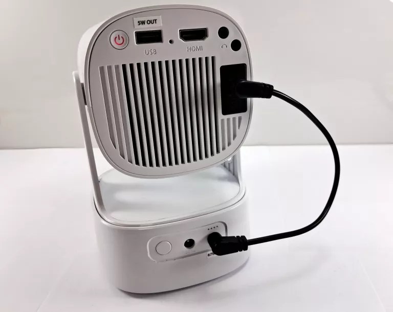 PROJEKTOR RZUTNIK MOBILNY OVERMAX MULTIPIC EX 4K ANDROID KOMPLET